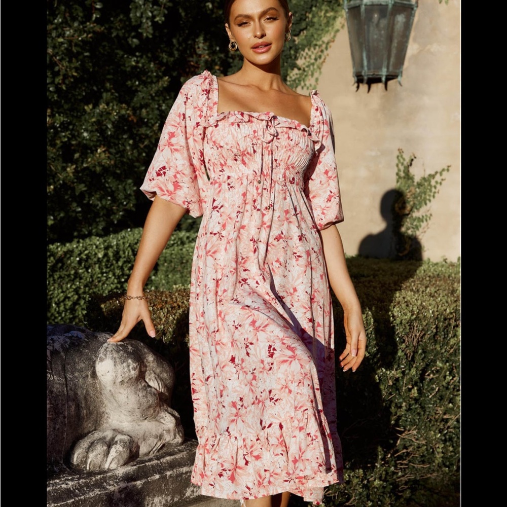 Selfie Leslie - Flynn Balloon Sleeve Midi Dress